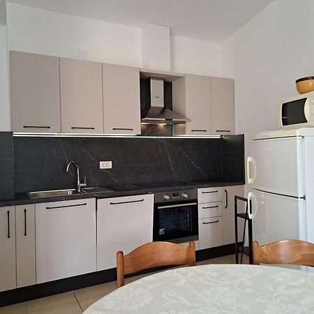 Apartments Ruzica Заострог Екстериор снимка