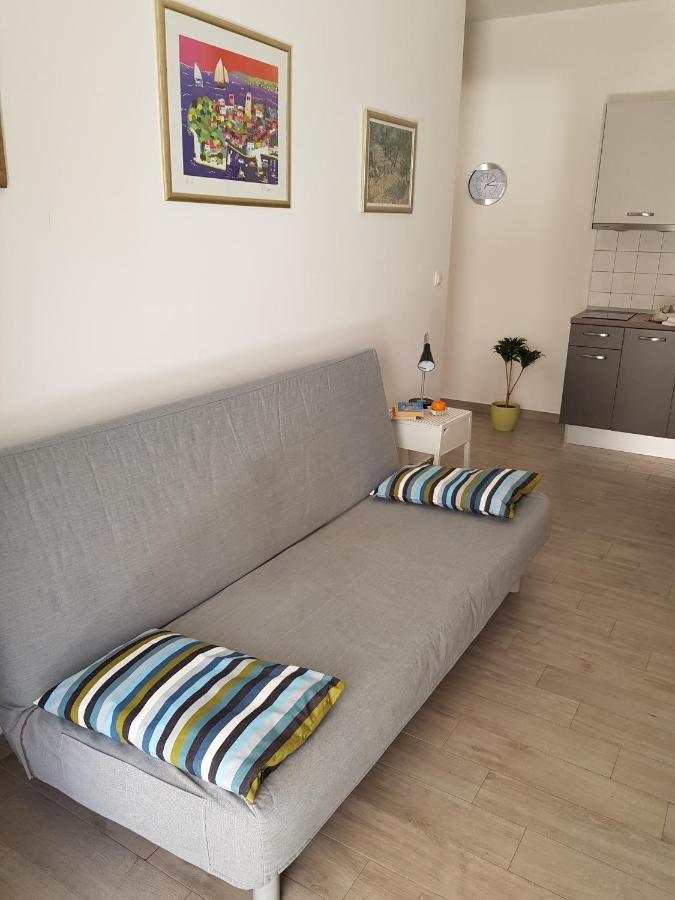 Apartments Ruzica Заострог Екстериор снимка