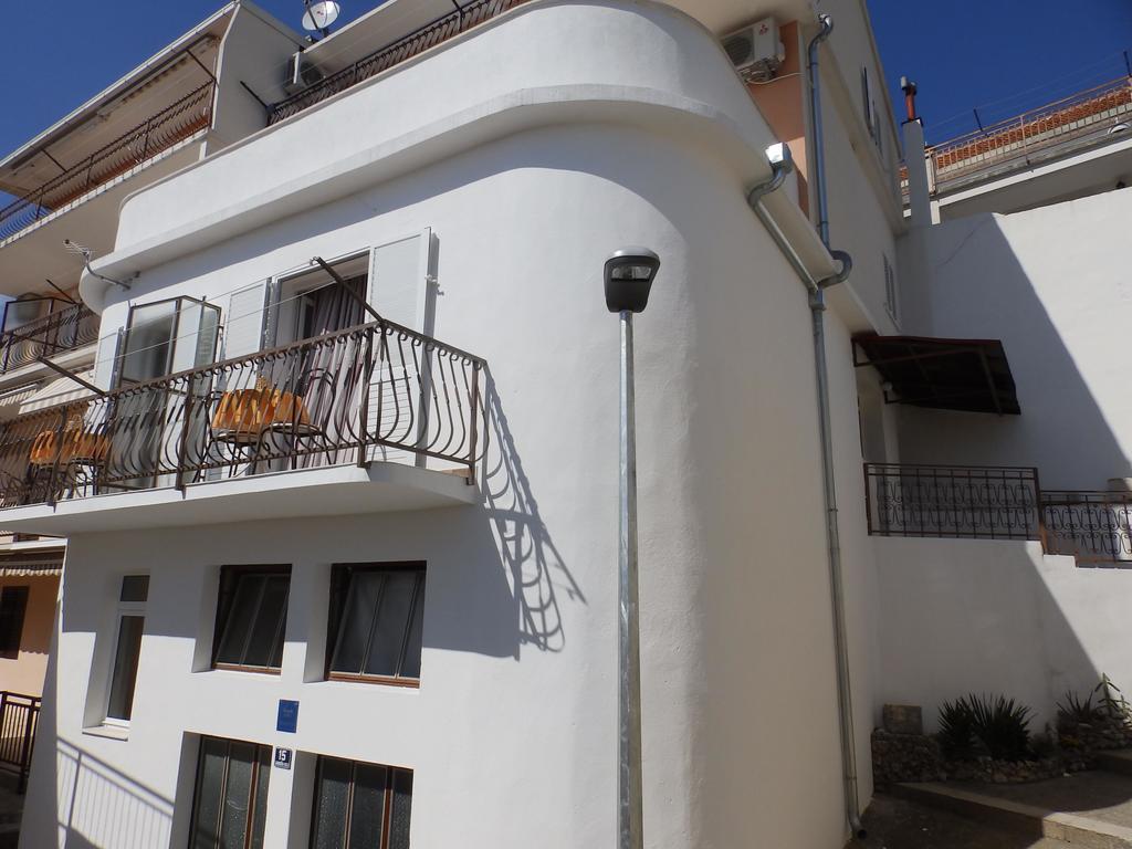 Apartments Ruzica Заострог Екстериор снимка